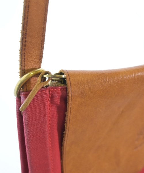 IL BISONTE Shoulder bags