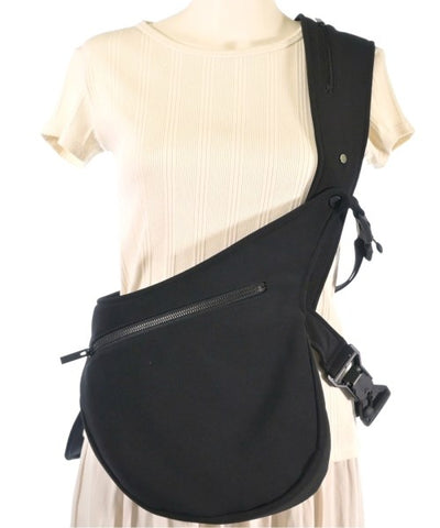 Mame Kurogouchi Shoulder bags