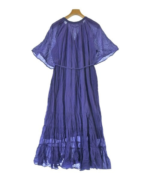 NE QUITTEZ PAS Dresses