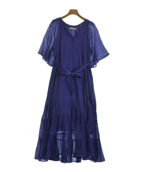 NE QUITTEZ PAS Dresses