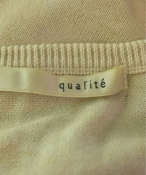 Qualite Sleeveless tops