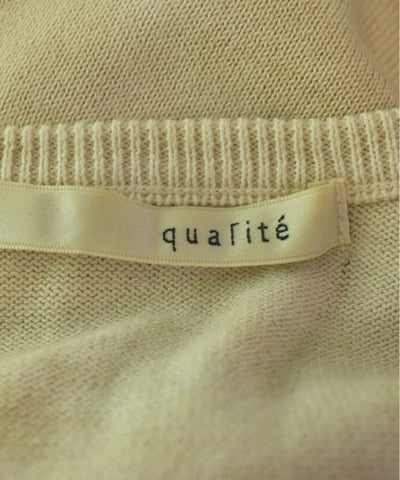 Qualite Sleeveless tops