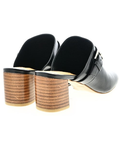 CHEMBUR Sandals