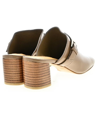 CHEMBUR Sandals