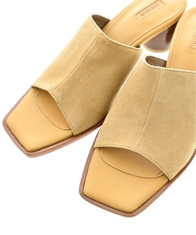 CHEMBUR Sandals