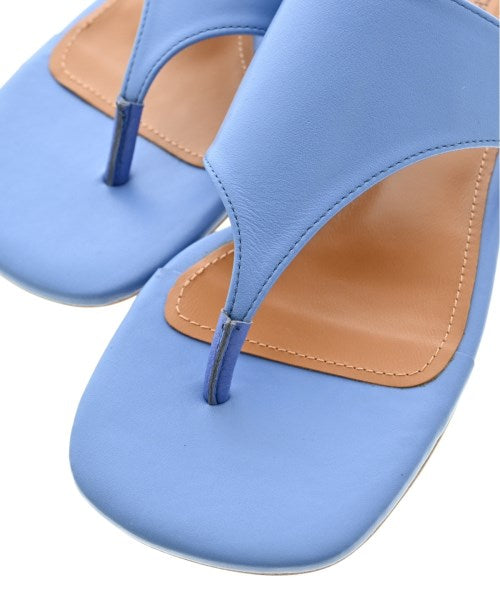 CHEMBUR Sandals