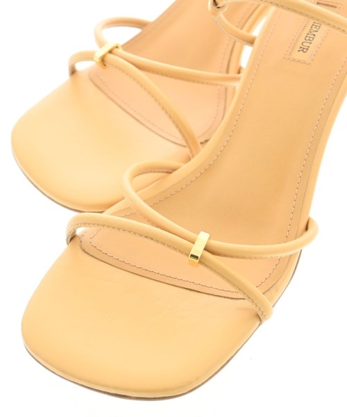 CHEMBUR Sandals