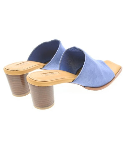 CHEMBUR Sandals