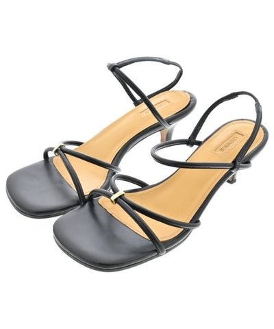 CHEMBUR Sandals