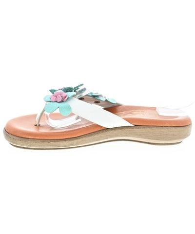 ISLAND SLIPPER Sandals