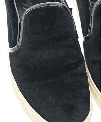 Control Freak Sneakers