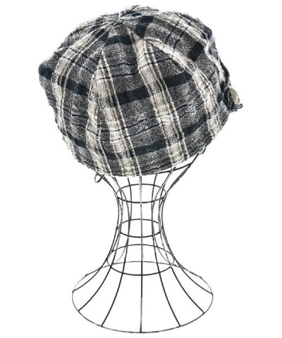 FERRUCCIO VECCHI Newsboy caps