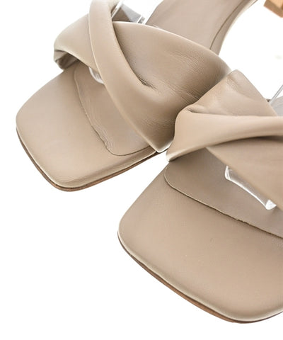 CORSO ROMA 9 Pumps/Heels