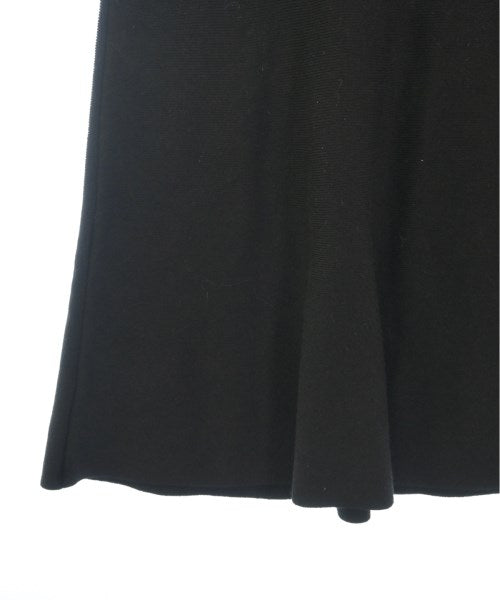 La TOTALITE Long/Maxi length skirts