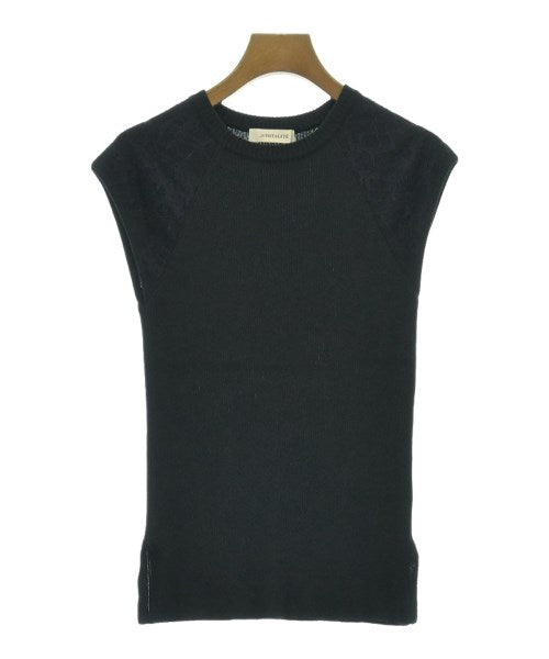 La TOTALITE Sleeveless tops