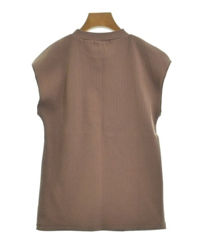 La TOTALITE Sleevelesses