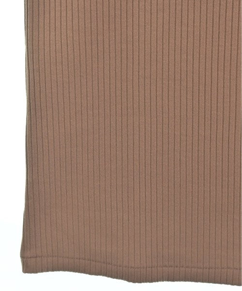 La TOTALITE Sleevelesses