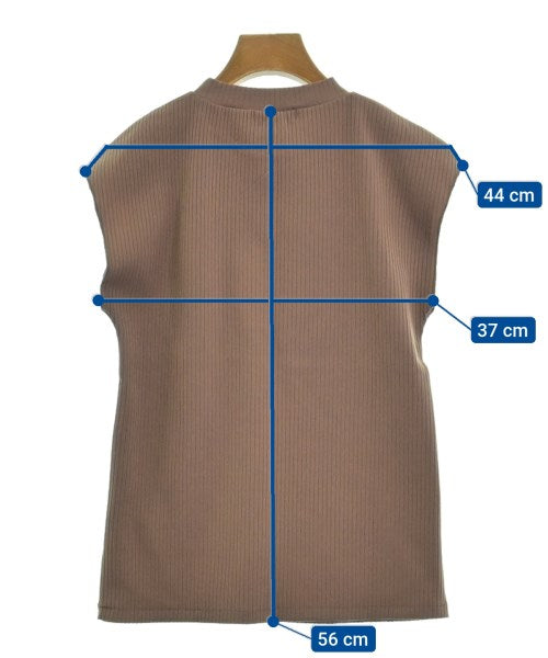 La TOTALITE Sleevelesses