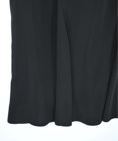 La TOTALITE Long/Maxi length skirts