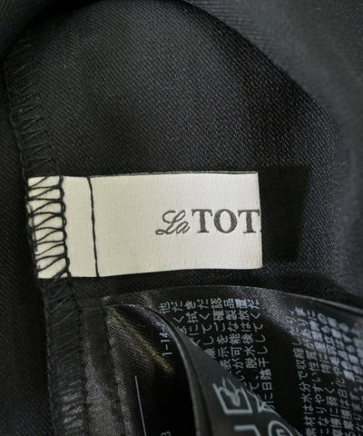 La TOTALITE Long/Maxi length skirts