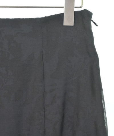 La TOTALITE Long/Maxi length skirts