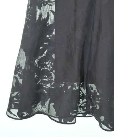 La TOTALITE Long/Maxi length skirts