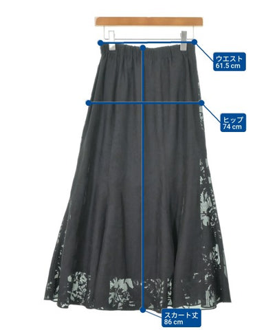 La TOTALITE Long/Maxi length skirts
