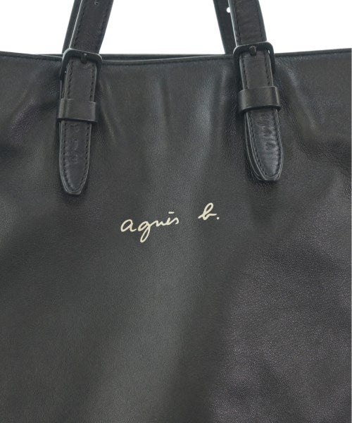 Agnes b. Shoulder bags