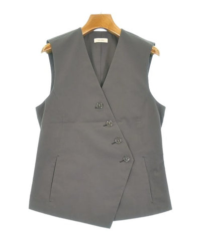 DES PRES Vests