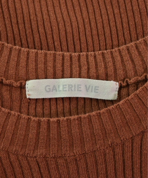 GALERIE VIE Sleeveless tops