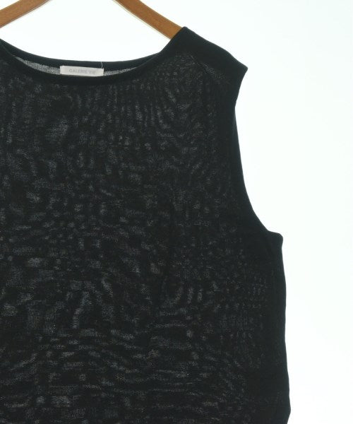 GALERIE VIE Vests