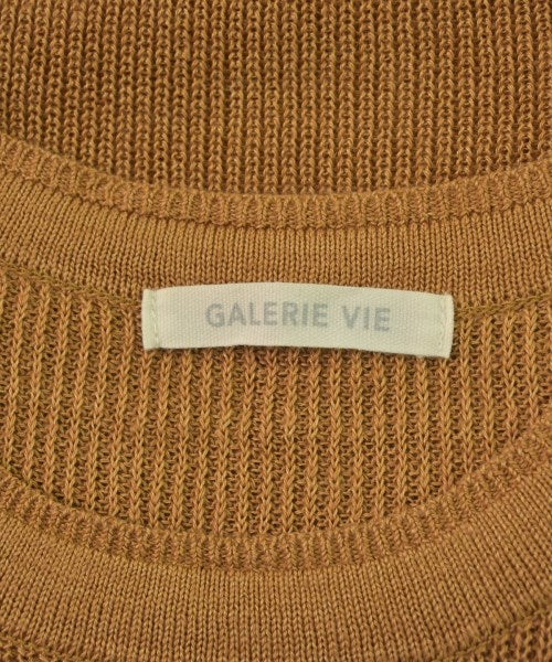GALERIE VIE Vests