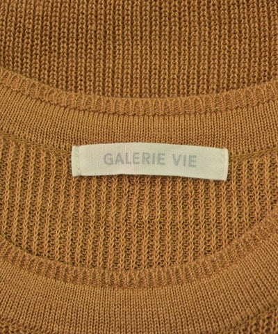 GALERIE VIE Vests