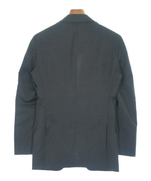 TOMORROWLAND Business suits