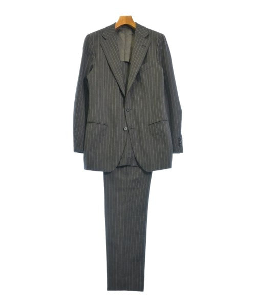 TOMORROWLAND Business suits