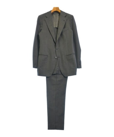 TOMORROWLAND Business suits