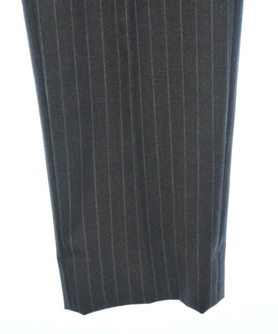 TOMORROWLAND Business suits