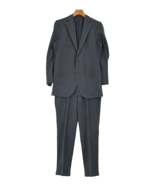 TOMORROWLAND Business suits