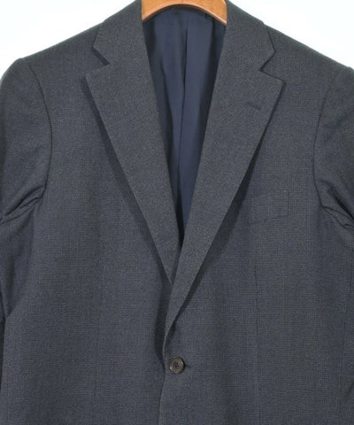 TOMORROWLAND Business suits