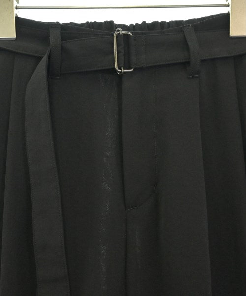 ATTACHMENT Trousers