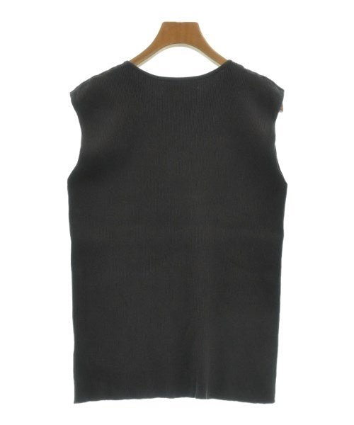 Mila Owen Sleevelesses