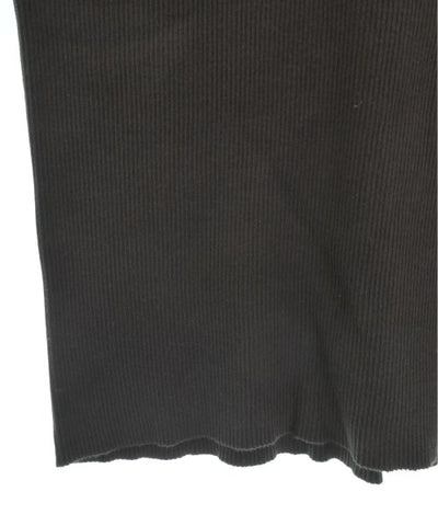 Mila Owen Sleevelesses