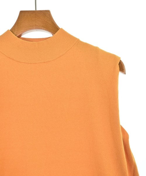 Mila Owen Sleevelesses