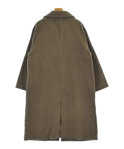 Mila Owen Soutien collar coats