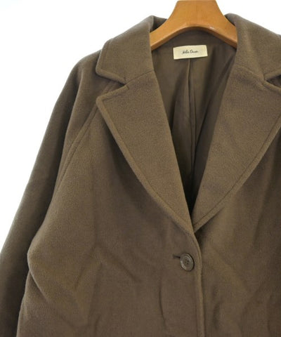 Mila Owen Soutien collar coats