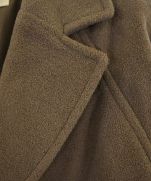 Mila Owen Soutien collar coats