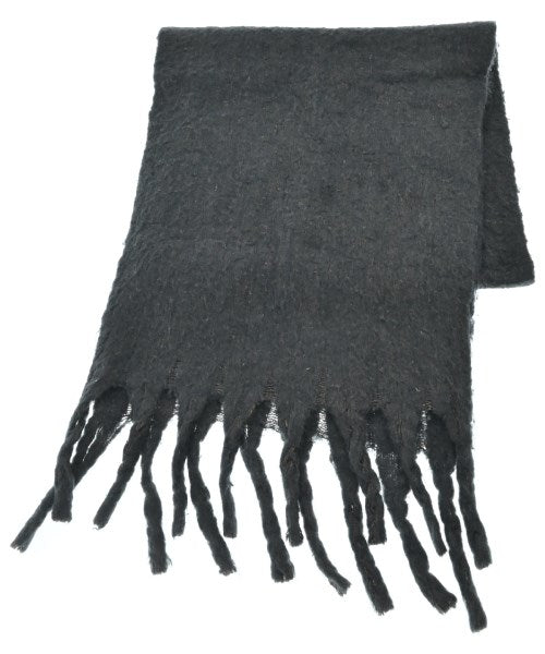 Mila Owen Winter scarves