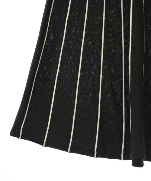 LAUREN Ralph Lauren Knee length skirts