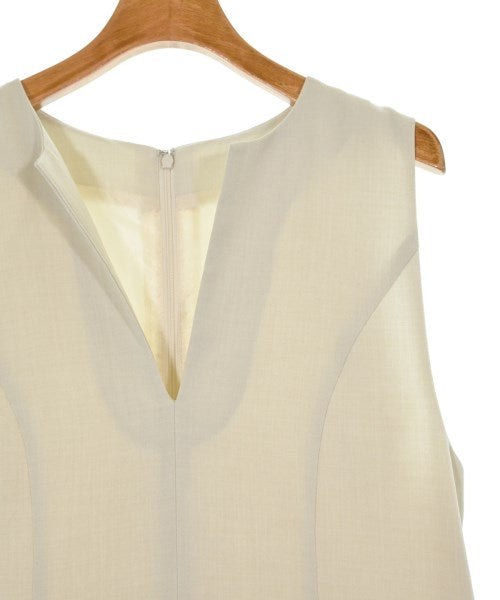 Couture brooch Dresses