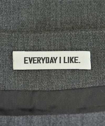 EVERYDAY I LIKE Mini skirts